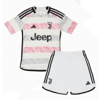 Juventus Fotballklær Bortedraktsett Barn 2023-24 Kortermet (+ korte bukser)